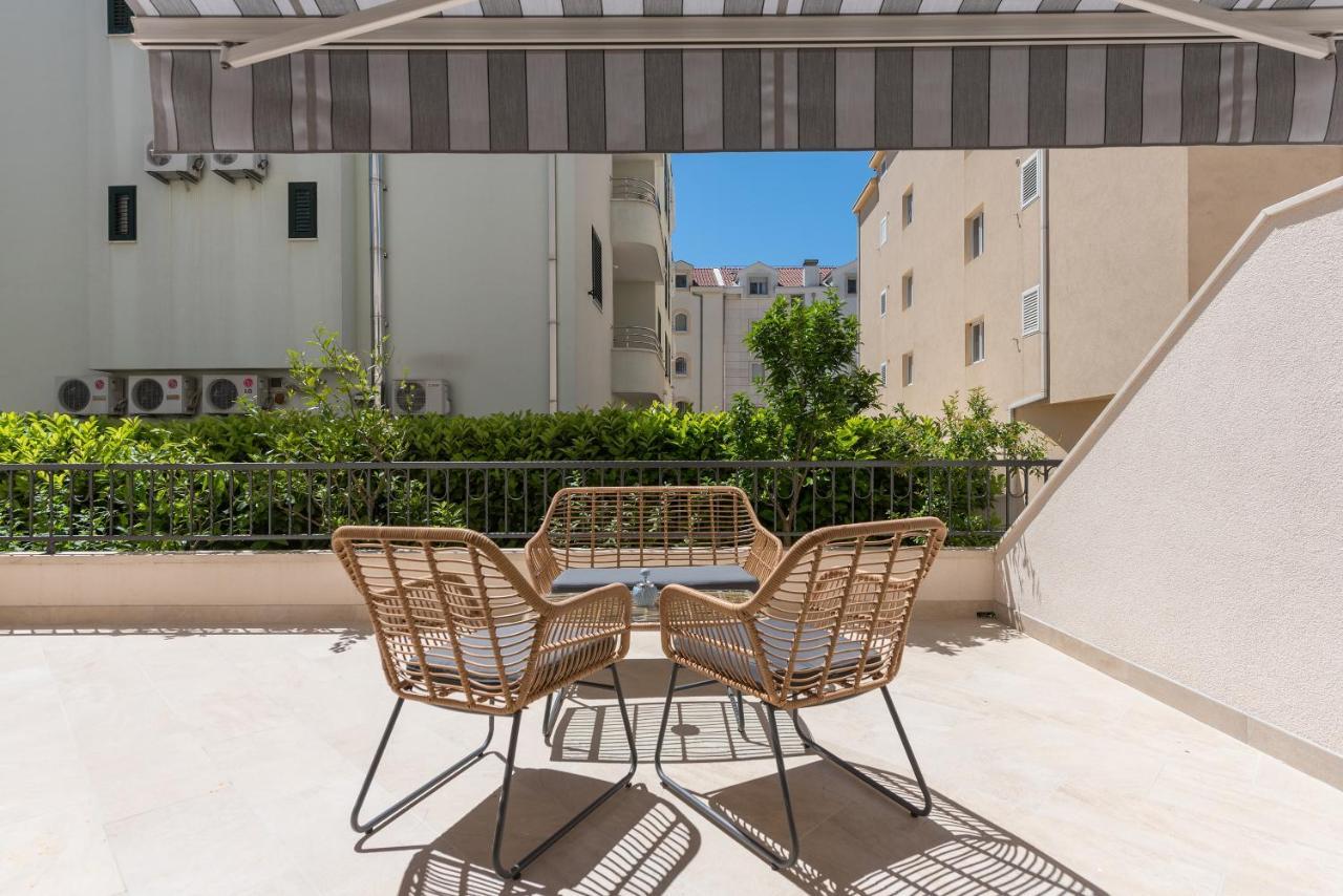 Apartments By The Sea Makarska - 19134 Экстерьер фото