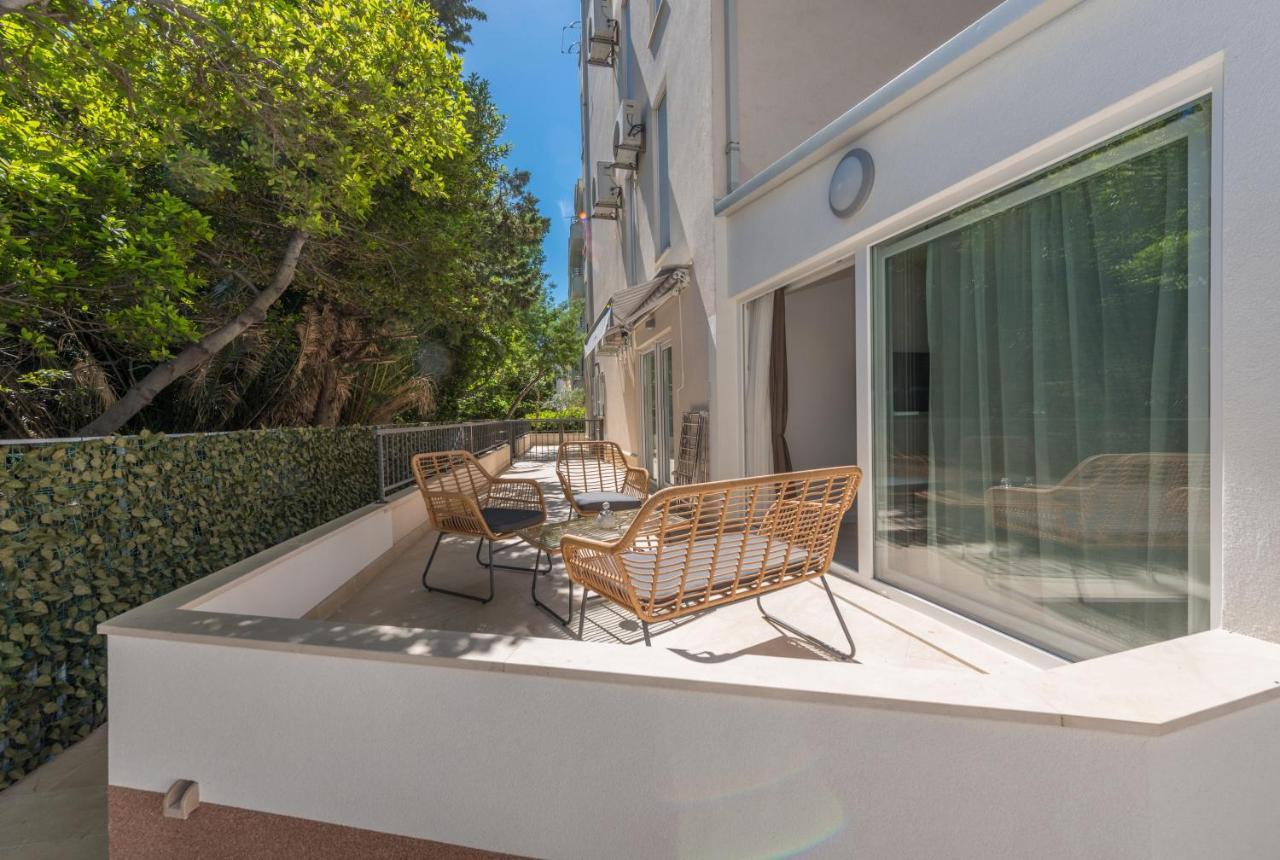 Apartments By The Sea Makarska - 19134 Экстерьер фото